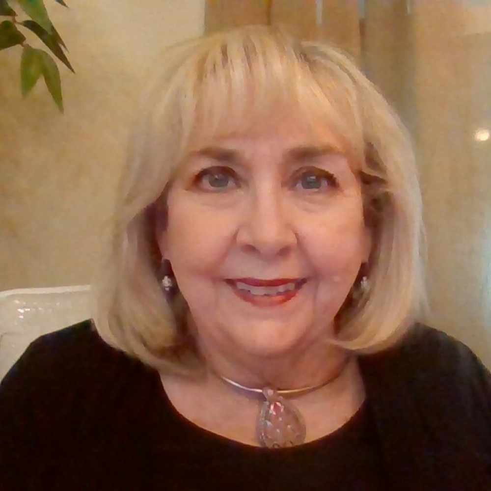 Meet your Posher, Lynn